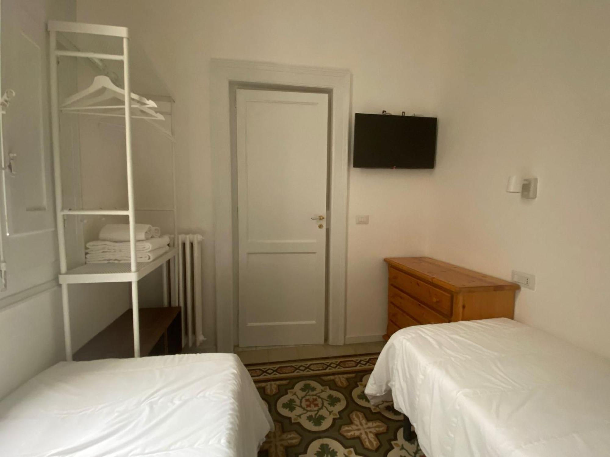Bari Landlord 242 - Central Station Apartments Εξωτερικό φωτογραφία