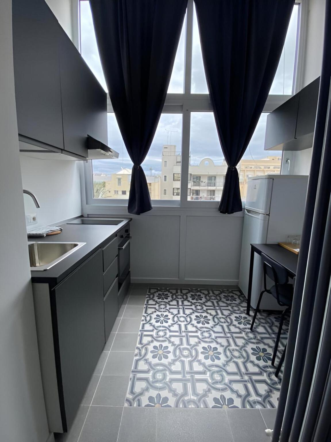 Bari Landlord 242 - Central Station Apartments Εξωτερικό φωτογραφία