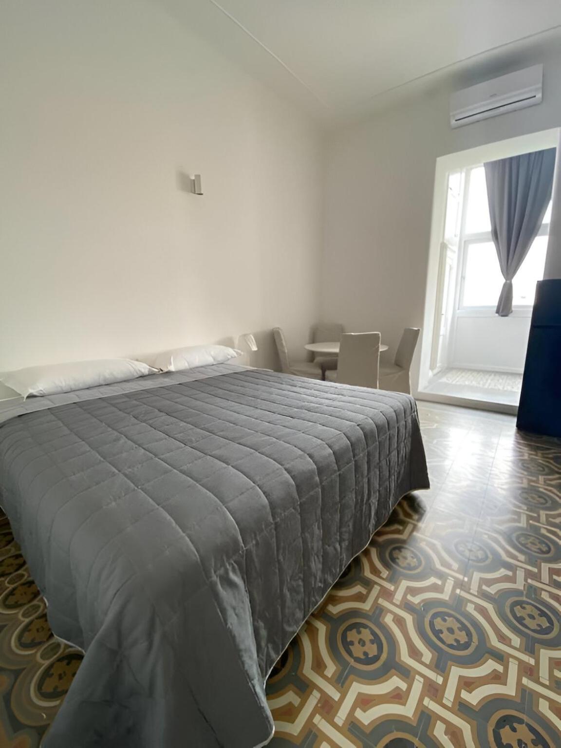 Bari Landlord 242 - Central Station Apartments Εξωτερικό φωτογραφία