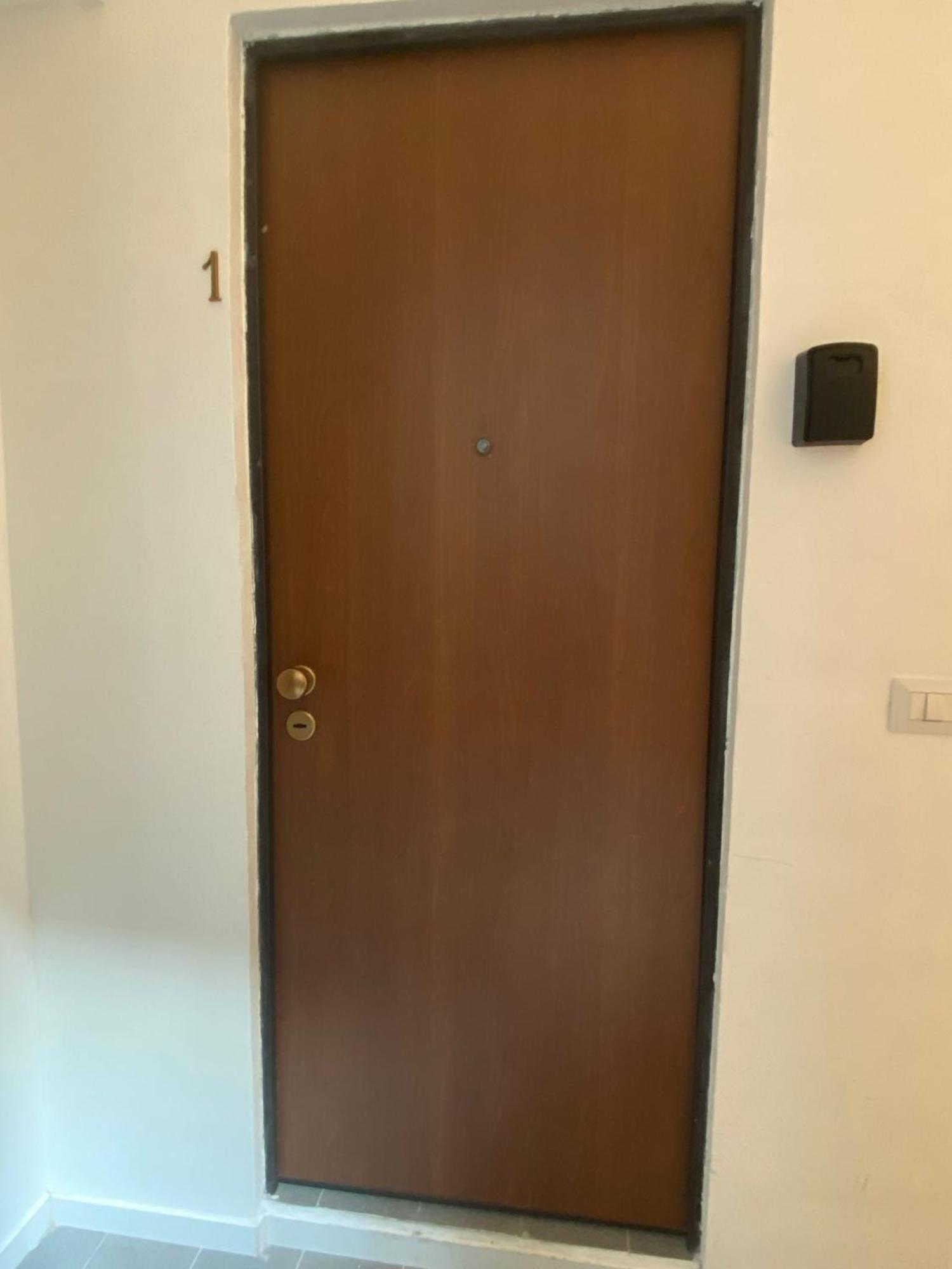 Bari Landlord 242 - Central Station Apartments Εξωτερικό φωτογραφία