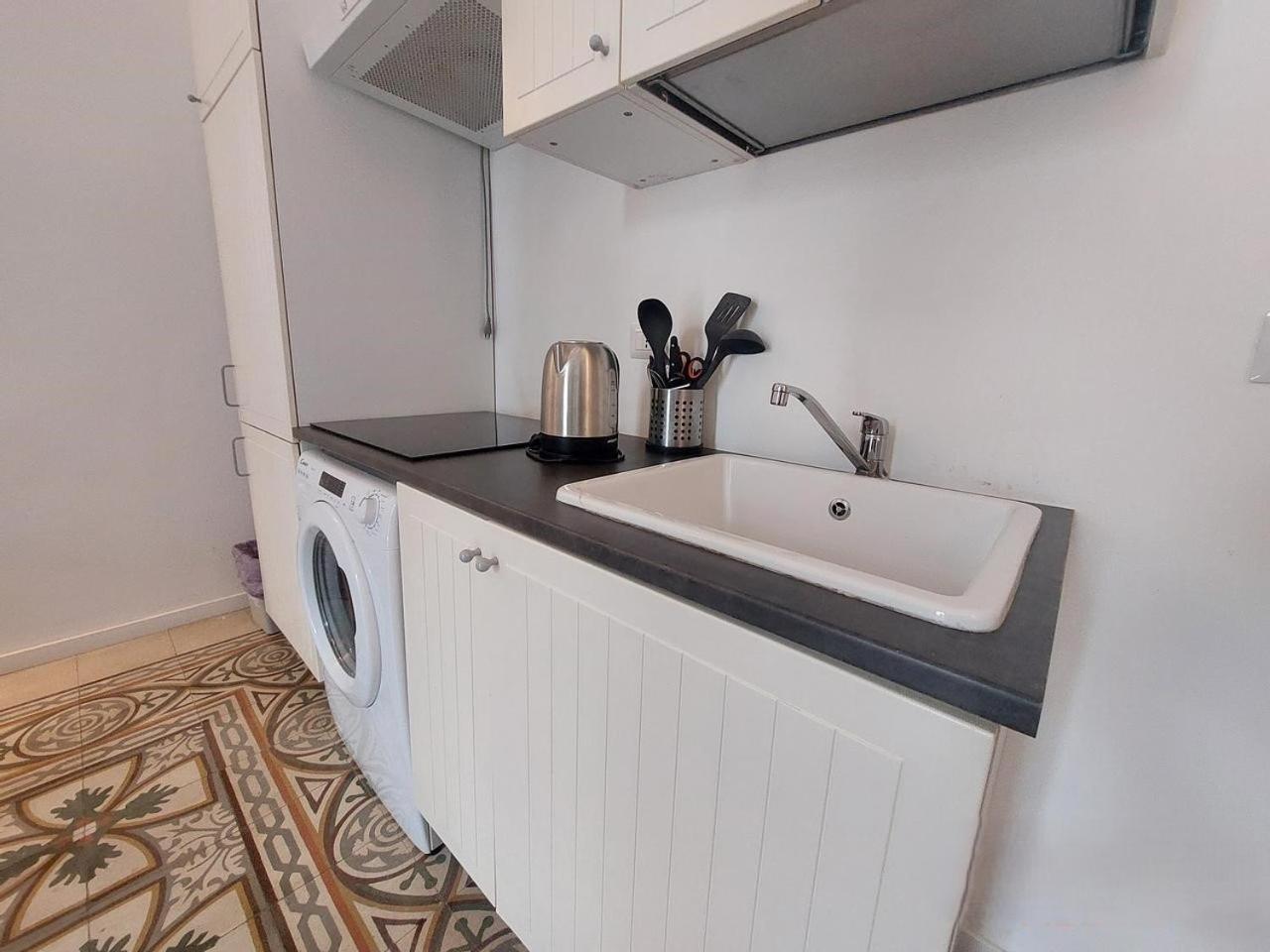 Bari Landlord 242 - Central Station Apartments Εξωτερικό φωτογραφία
