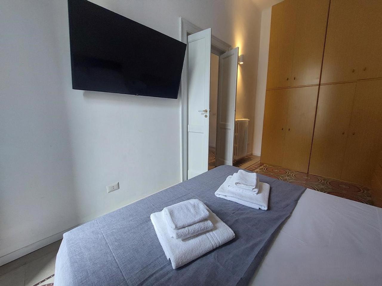 Bari Landlord 242 - Central Station Apartments Εξωτερικό φωτογραφία